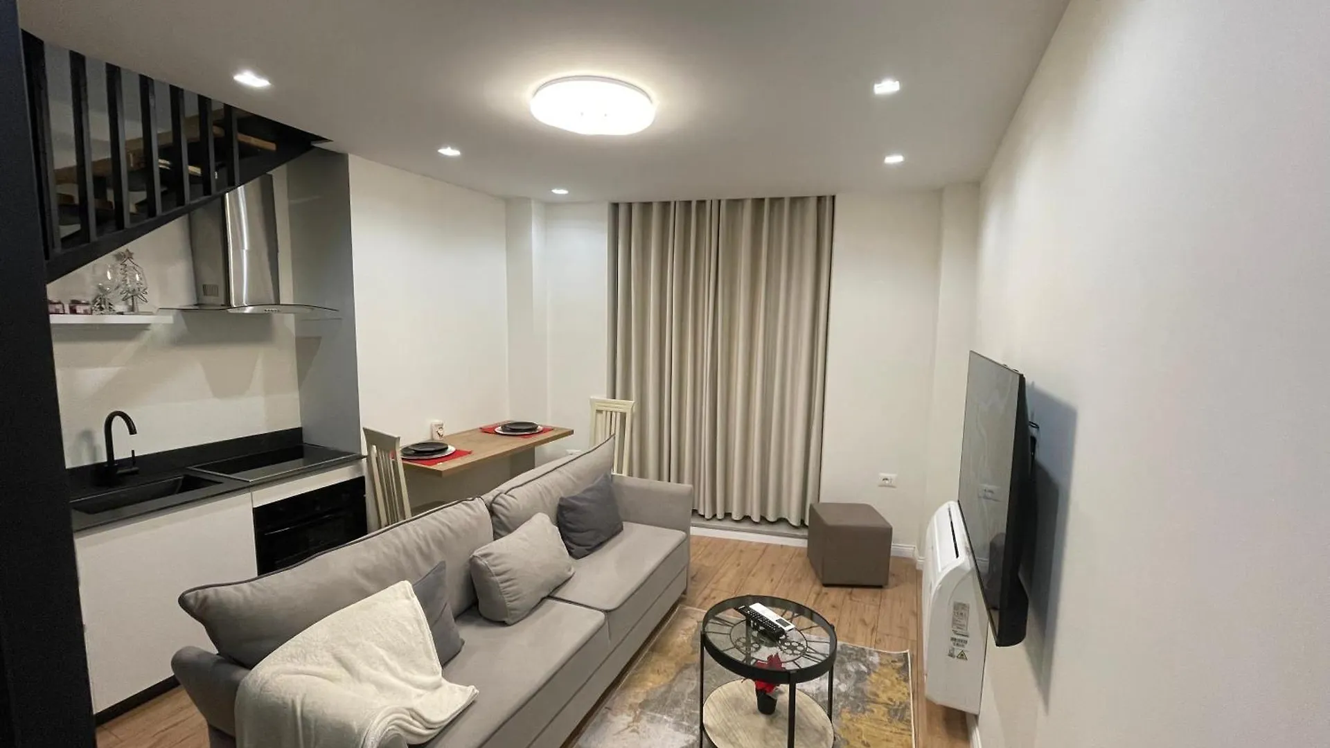 Bon Apartments Тирана Албания